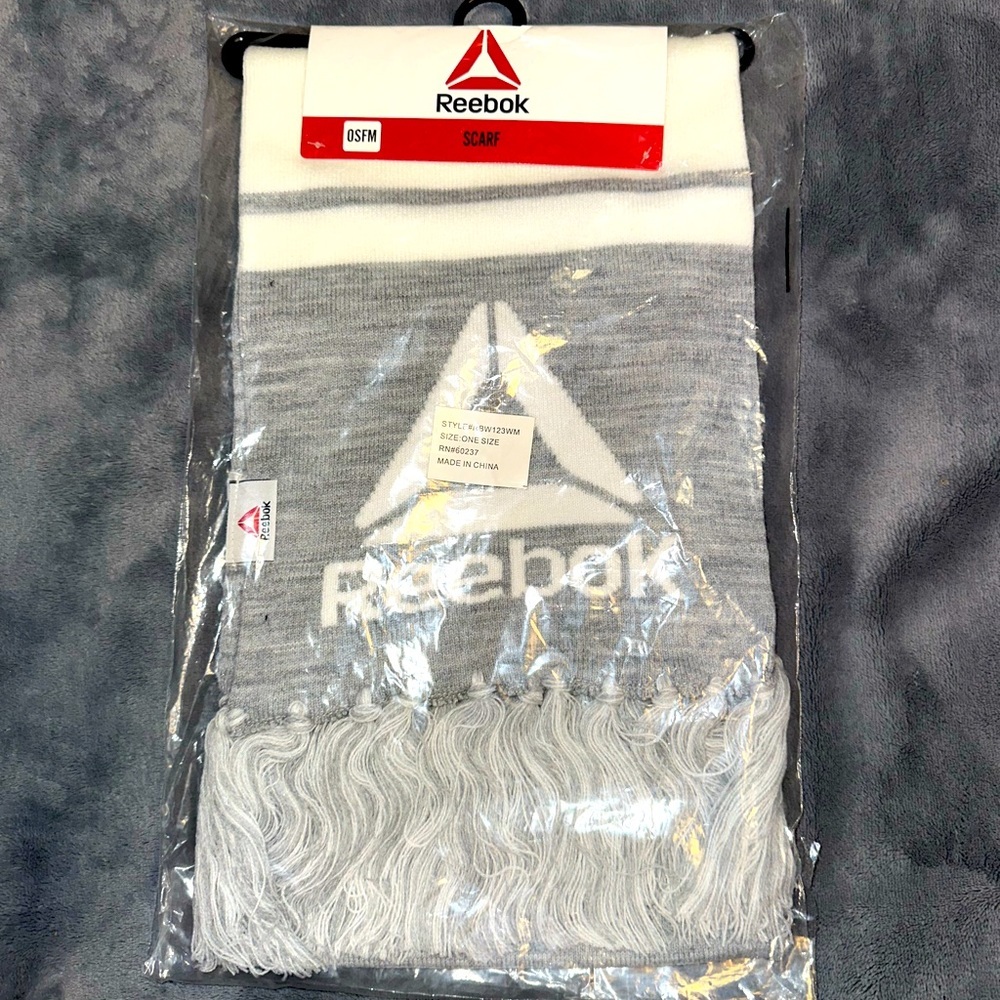 Reebok Scarf. NWT.